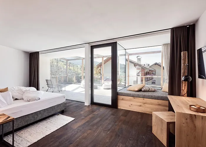 Byhaller Suites & Ao Restaurant