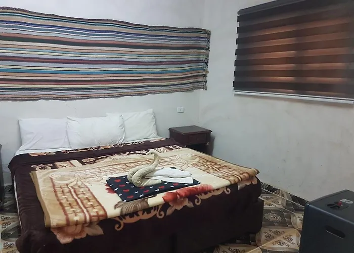 Dana Moon Hotel