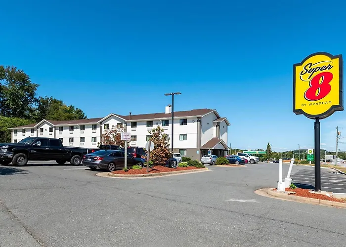 Super 8 By Wyndham Dumfries/Quantico