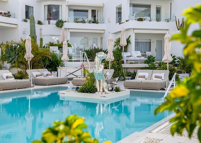 Lani'S Suites De Luxe - Adults Only