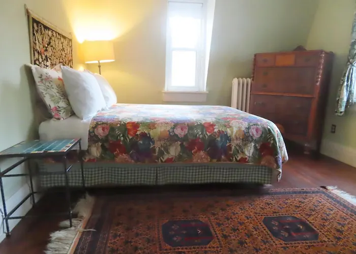 Morning Glory B N B Woodstock Ny Bed & Breakfast