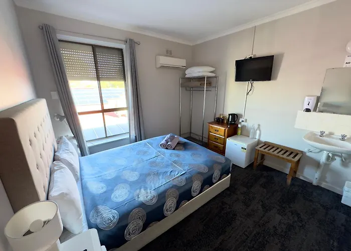 Tailem Bend Riverside Hotel