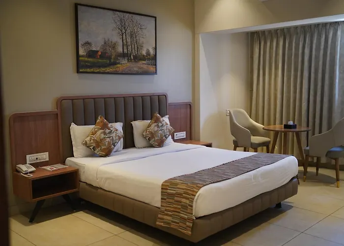 Rudra Shelter Business Hotel