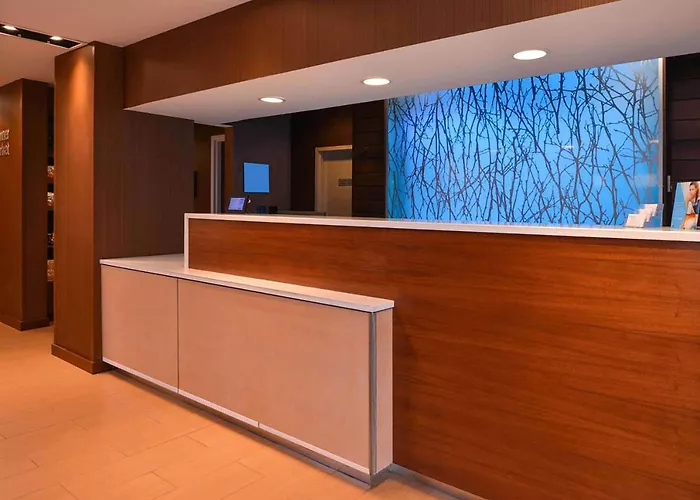 Baymont By Wyndham St Charles