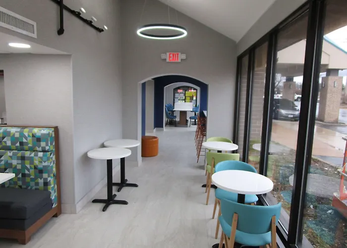 Best Western Plus St. Louis West-Westport