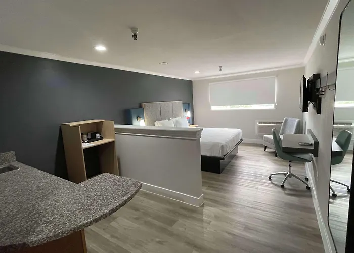 The Midtowner Hotel, Surestay Collection By Best Western