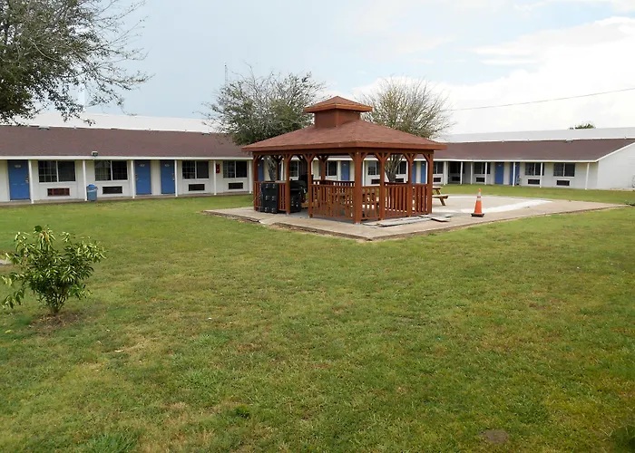 Motel 6-Madisonville, Tx