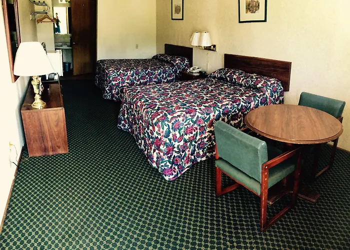 Oyo Hotel Chapmanville Inn, Wv - Hwy 119