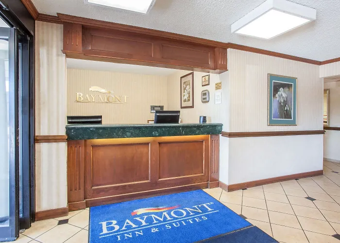 Baymont By Wyndham Detroit/Roseville