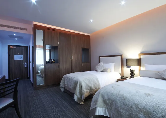 Rochestown Park Hotel & Leisure Centre