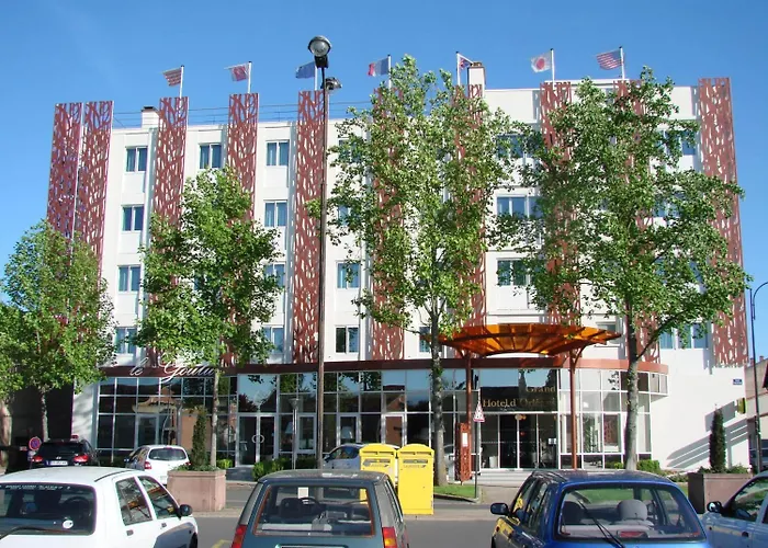 Logis Hotels Grand Hotel D'Orleans Et Restaurant Le Goulu