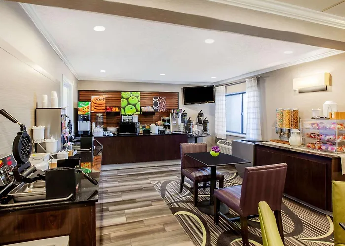La Quinta By Wyndham Houston Baytown East