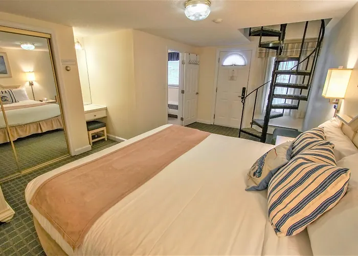 Cape Winds Resort