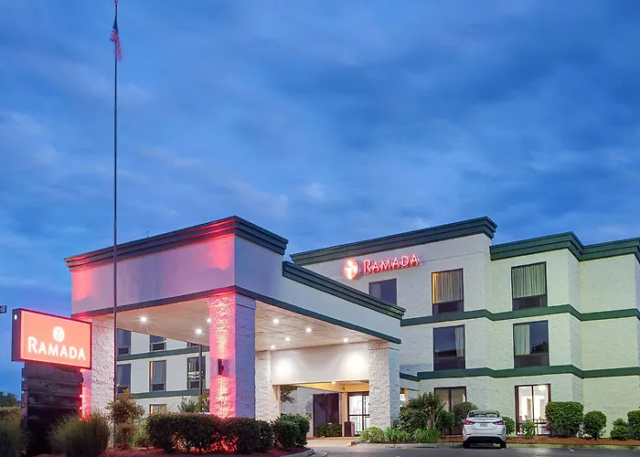 Ramada By Wyndham Pearl/Jackson Airport