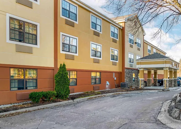 Extended Stay America Select Suites - Detroit - Farmington Hills