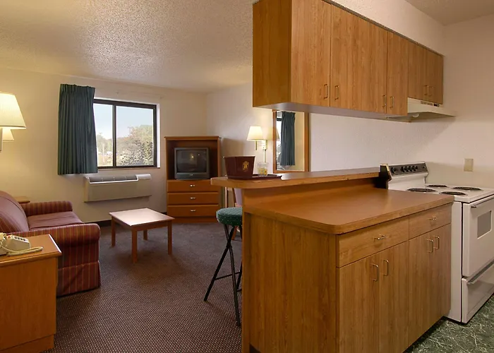 Super 8 By Wyndham Pulaski