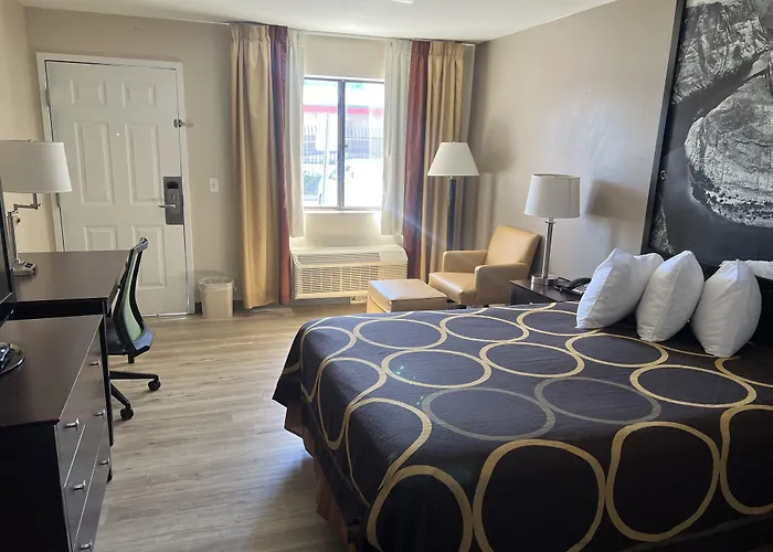 Super 8 By Wyndham Tucson/Grant Road Area Az
