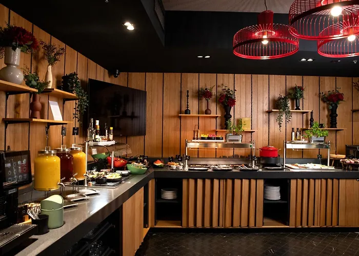 Hotel Oktogon Haggenmacher By Continental Group