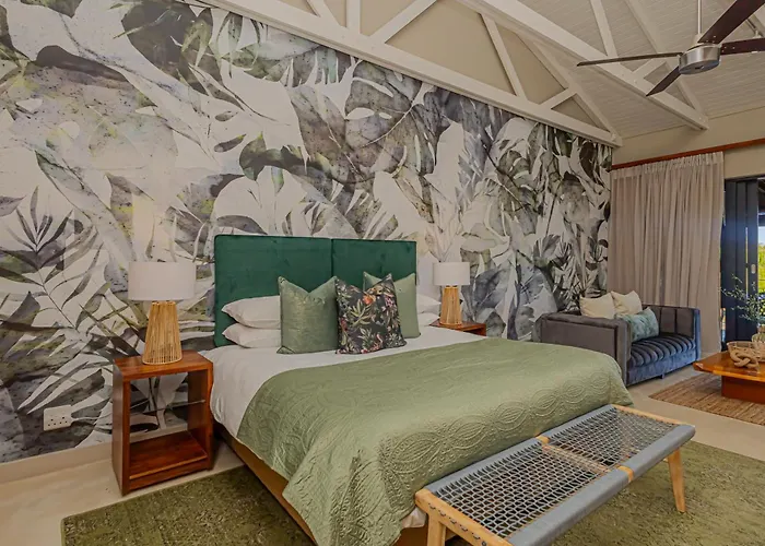 Ladybird Boutique Hotel At Kanonkop Operated By Touch Down Africa