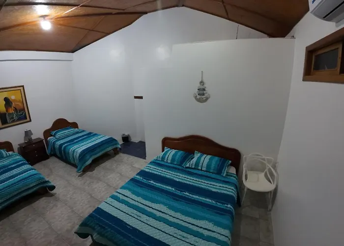 Hostal Neptuno - Poseidon