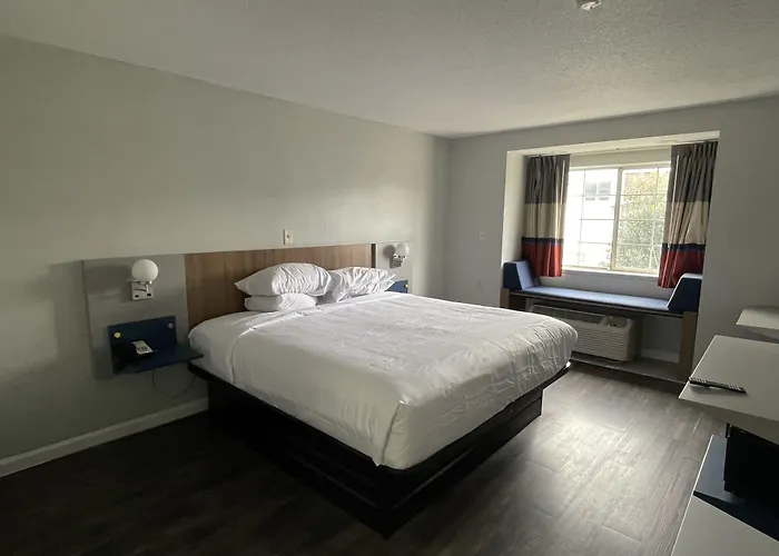 Microtel Inn By Wyndham Atlanta Airport