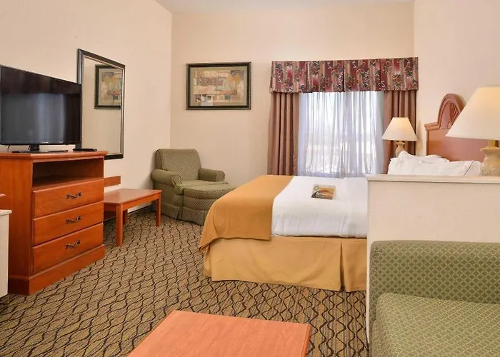 Quality Inn & Suites Jefferson City