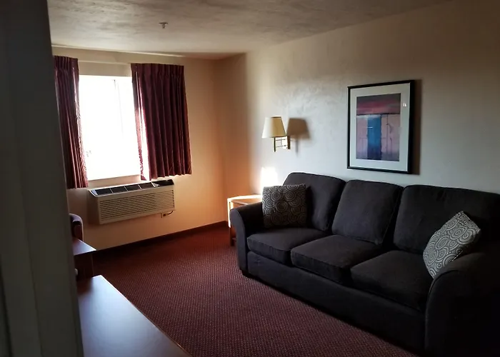 Super 8 By Wyndham Bellingham Airport/Ferndale
