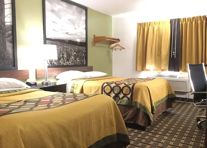 Super 8 By Wyndham Wayne