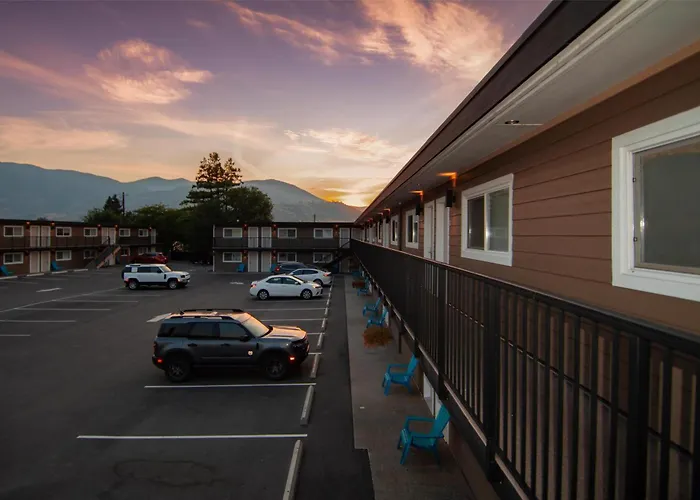 Coast Penticton Hotel