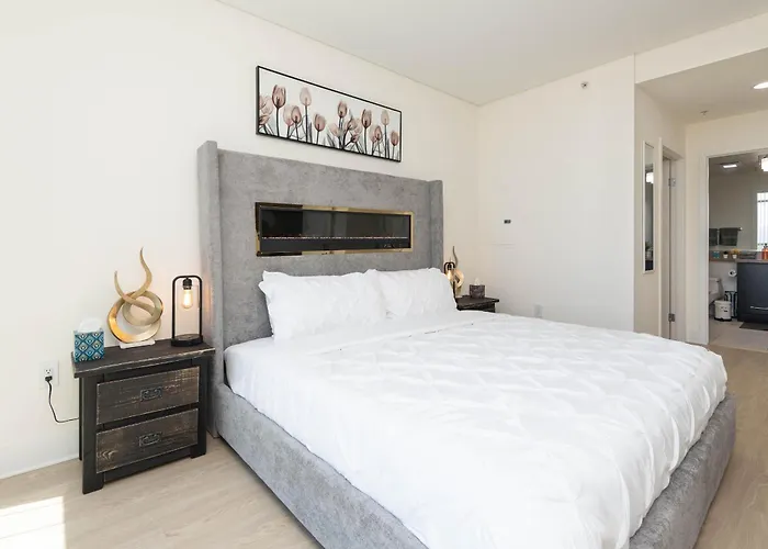 Skyline Suites