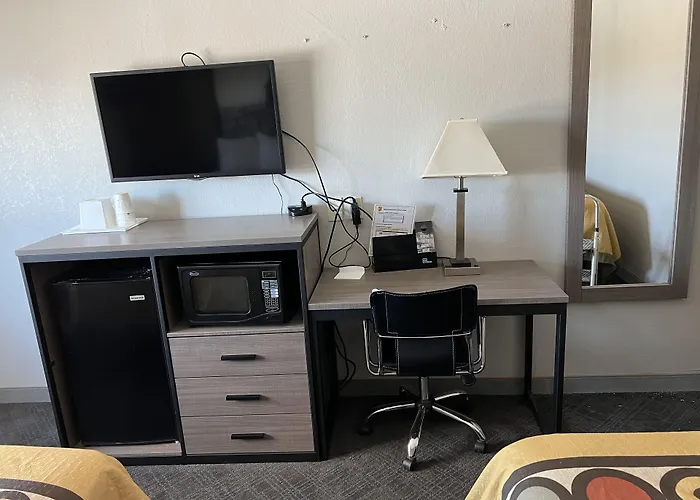 Super 8 By Wyndham Amarillo