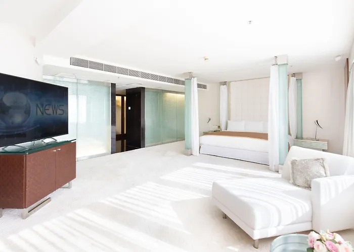 Regal Airport Hotel