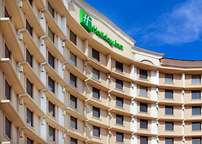 Holiday Inn Express Dallas Market Center By Ihg