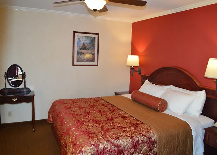 Dynasty Suites Redlands