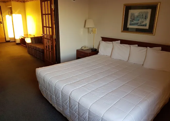 Coratel Inn & Suites By Jasper Northfield
