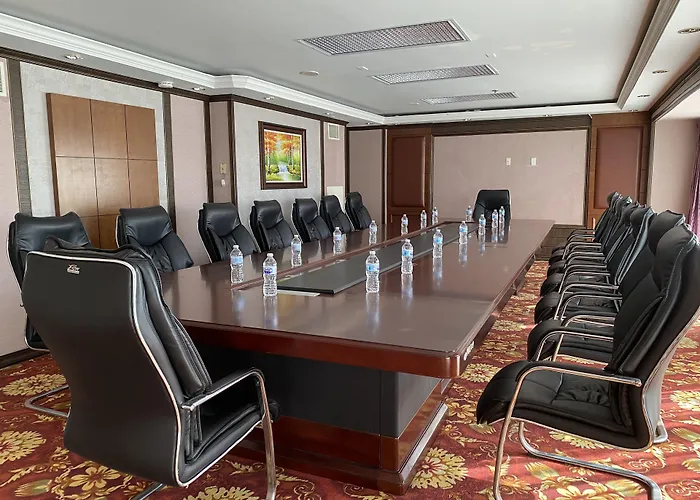 La Crystal Hotel -Los Angeles-Long Beach Area
