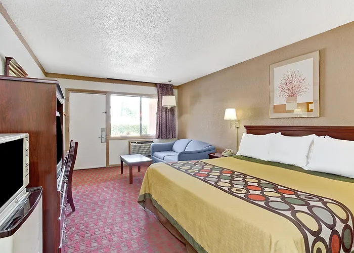 Super 8 By Wyndham Williamsburg/Historic Area