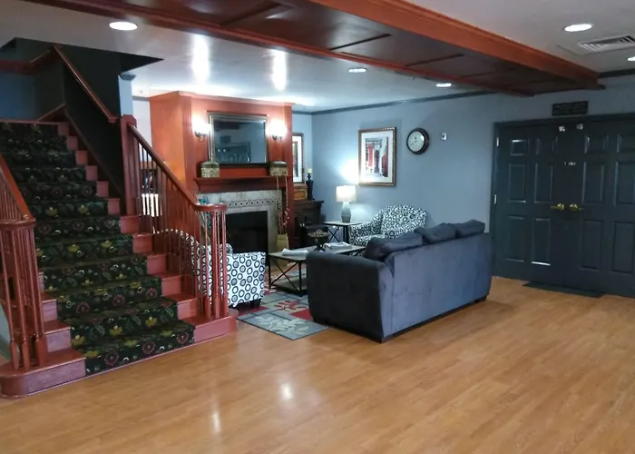 Baymont By Wyndham Clinton