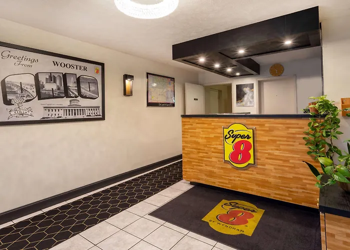 Super 8 By Wyndham Wooster