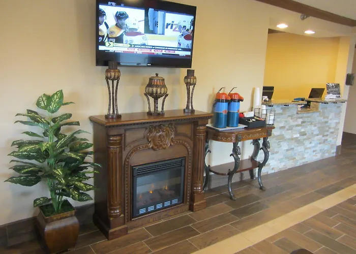 American Inn & Suites Metro Airport