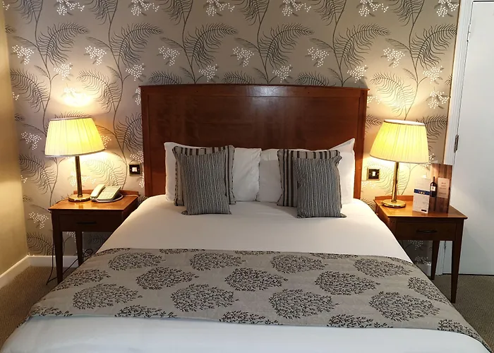 Red Lion Hotel