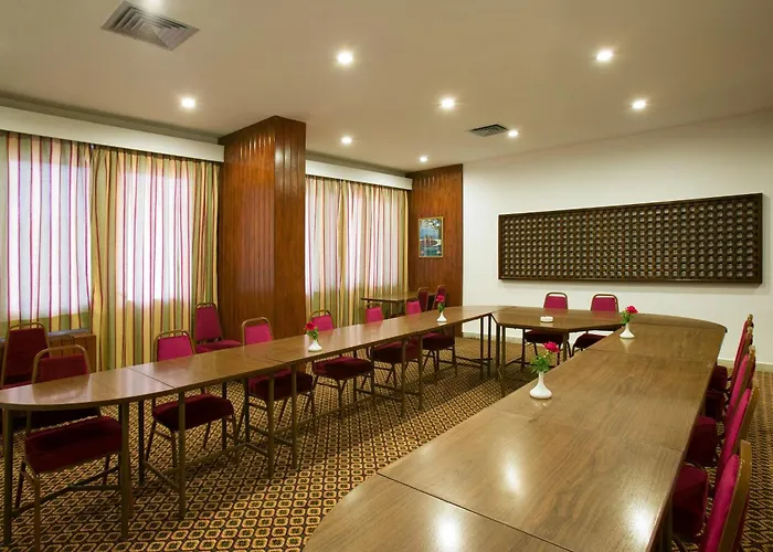 Aracan Eatabe Luxor Hotel