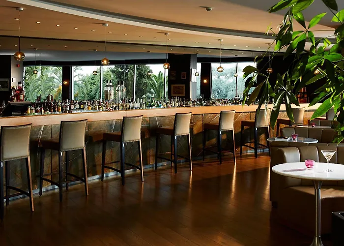 Lucy Hotel