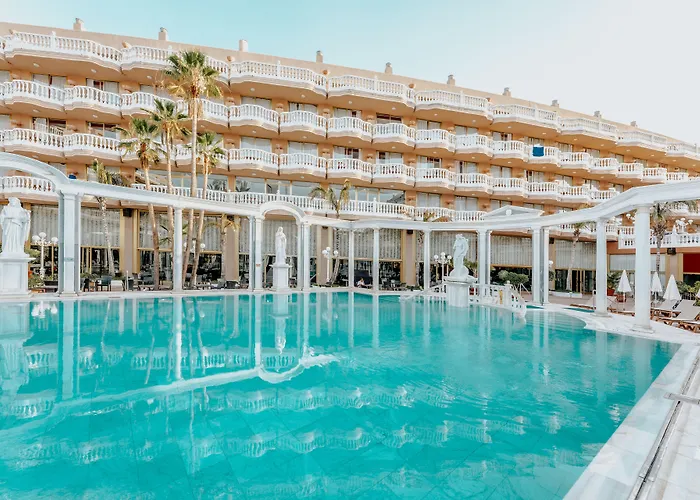 Hotel Cleopatra Palace