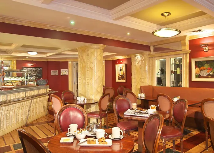 Castle Hotel Macroom