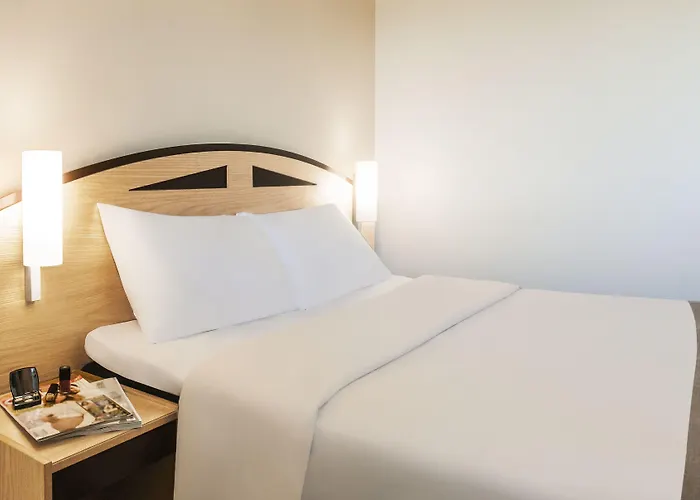 Ibis Chesterfield Centre - Market Town