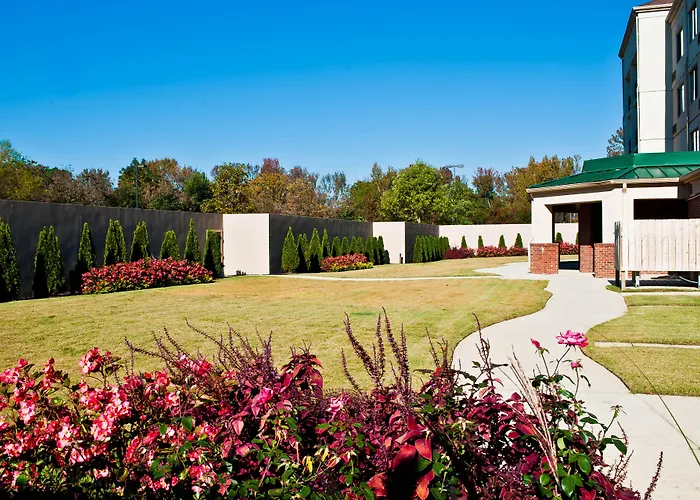 Courtyard By Marriott Decatur