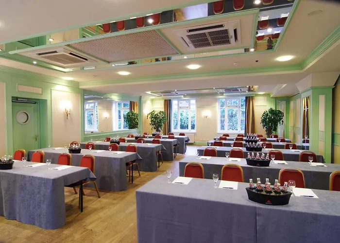 Golden Tulip Luebecker Hof