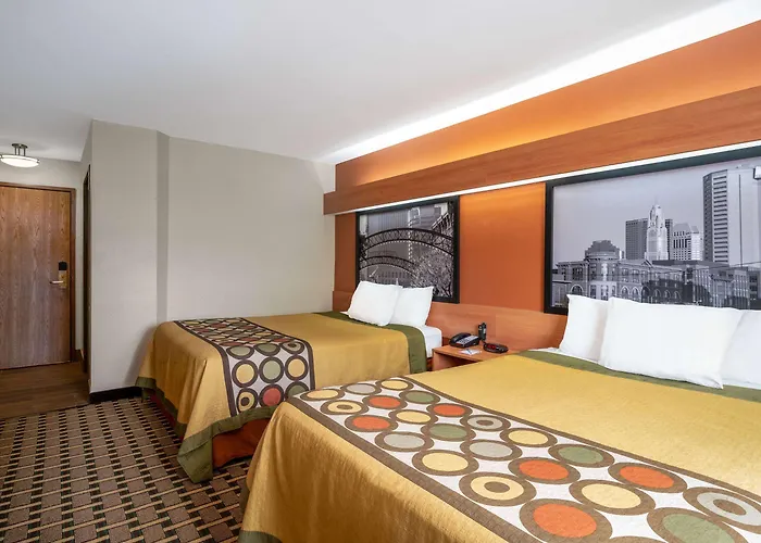 Super 8 By Wyndham Columbus West