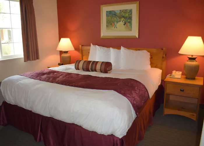 Baymont By Wyndham Wichita East